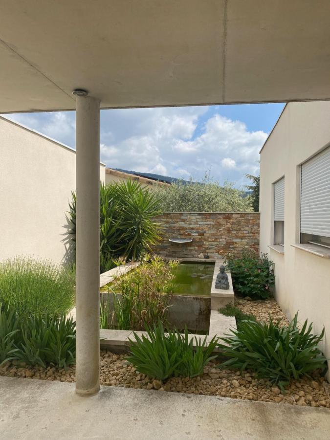 Ferienwohnung Les Romarins Nyons Exterior foto